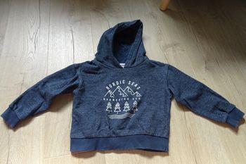 Pull à capuche