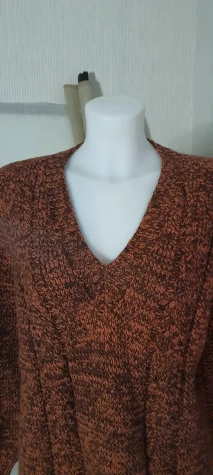 Pull chiné brique col V femme fait main taille M - photo numéro 2