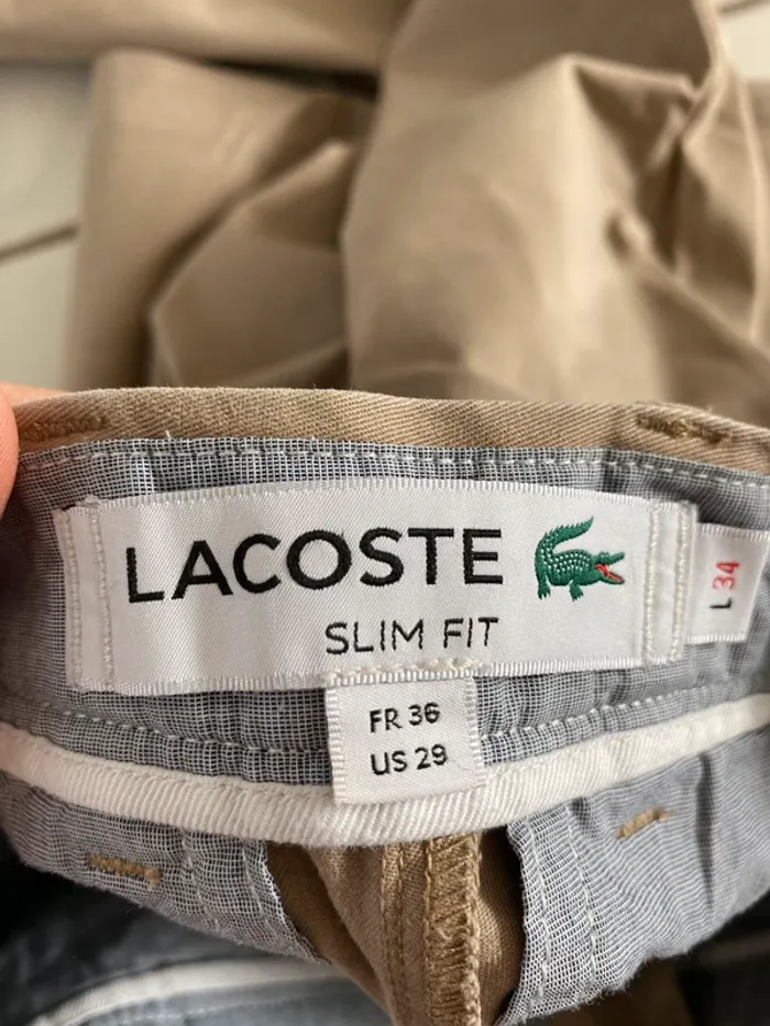 Chino Lacoste Slim Fit Taille 36 FR Comme Neuf - photo numéro 6