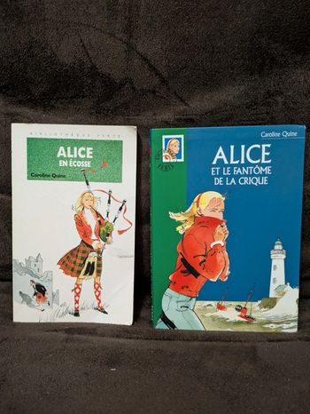 2 livres Alice détective