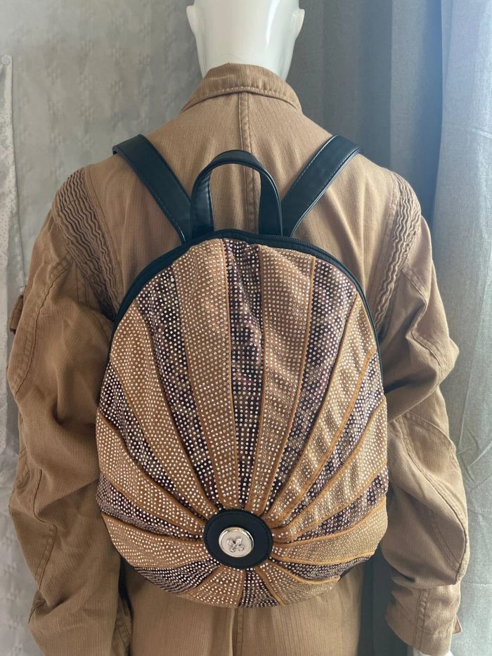 Sac à dos marron en simili cuir avec strass – sport, danse, gym - photo numéro 2