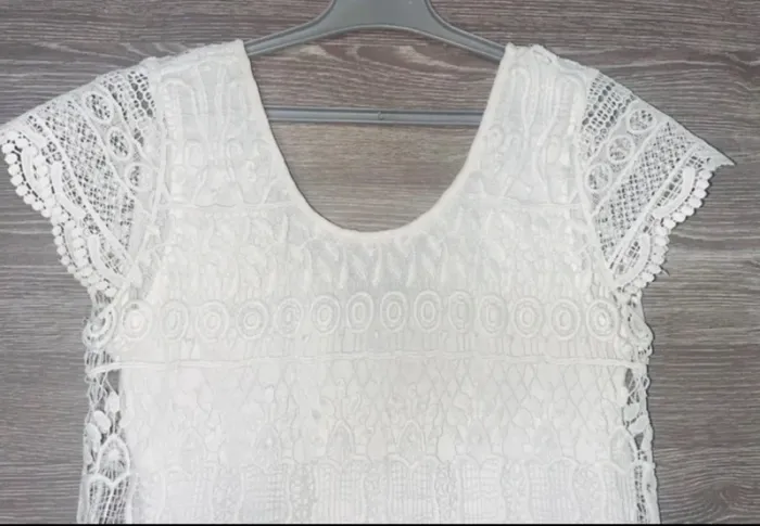 Belle robe only taille S / 36 tbe  Blanche broderie - photo numéro 2