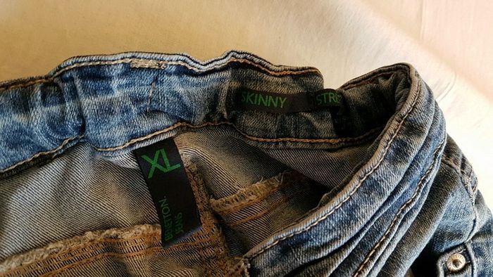 Jean skinny Strech Benetton 10/11 ans - photo numéro 3