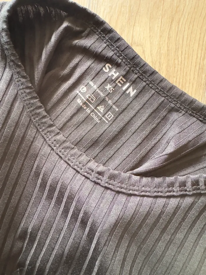 Top noir Shein - Taille XS - photo numéro 3