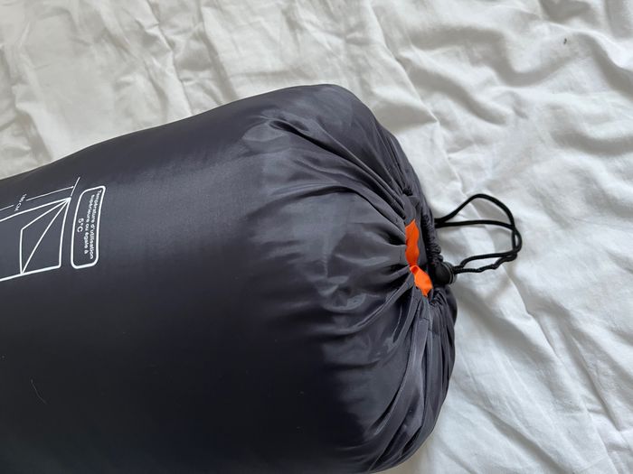 Sac de couchage à capuche gris anthracite et orange avec sac de rangement - photo numéro 5