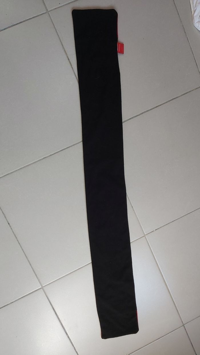 Écharpe Cars Disney Pixar - photo numéro 4