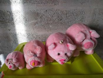 Lot de 4 peluches cochon