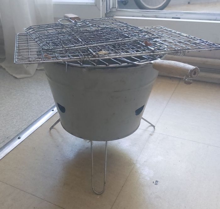 🍢 Lot de Barbecue compact + 2 grilles refermables supplémentaires - photo numéro 2