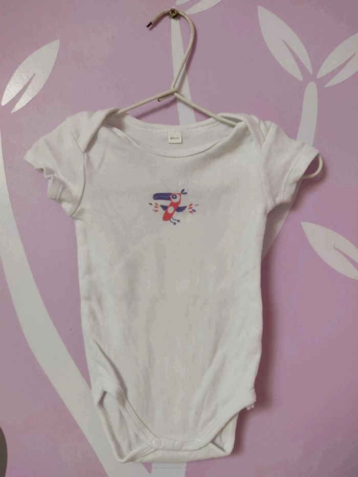 Lot de 3 body manches courtes taille 6 mois - photo numéro 5