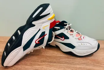 Nike M2K tekno