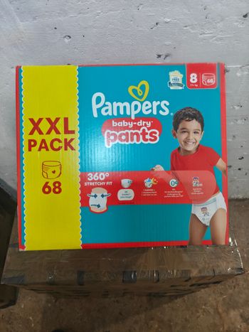 Lot couches Pampers baby dry pants taille 8