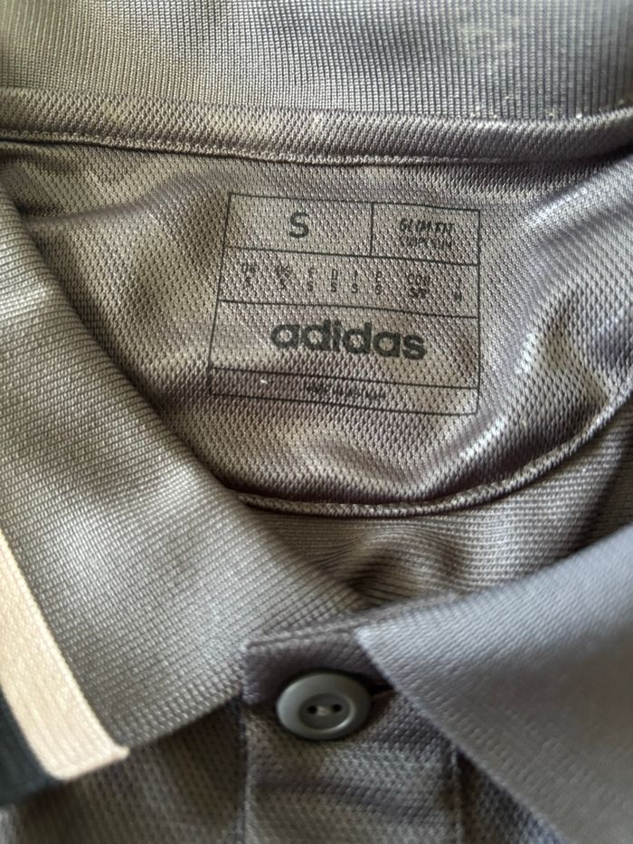 Maillot Real Madrid 2024/2025 - Édition Third (Gris/Charbon) - Neuf avec étiquette - photo numéro 2