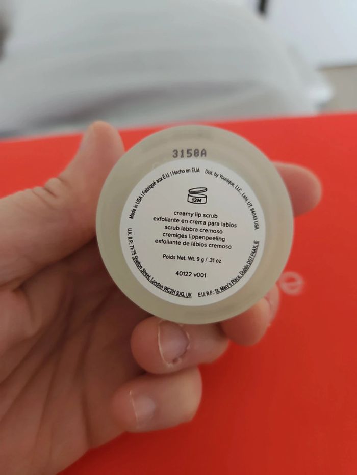 Crème exfoliante pour les lèvres - photo numéro 4