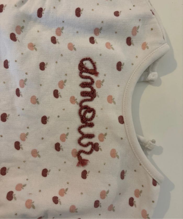 Pull bébé « amour » - photo numéro 5