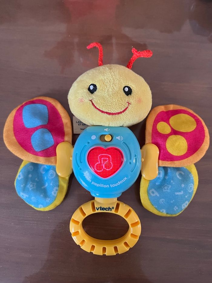 Hochet Mon papillon Toudoux V Tech 6-24 mois - photo numéro 2