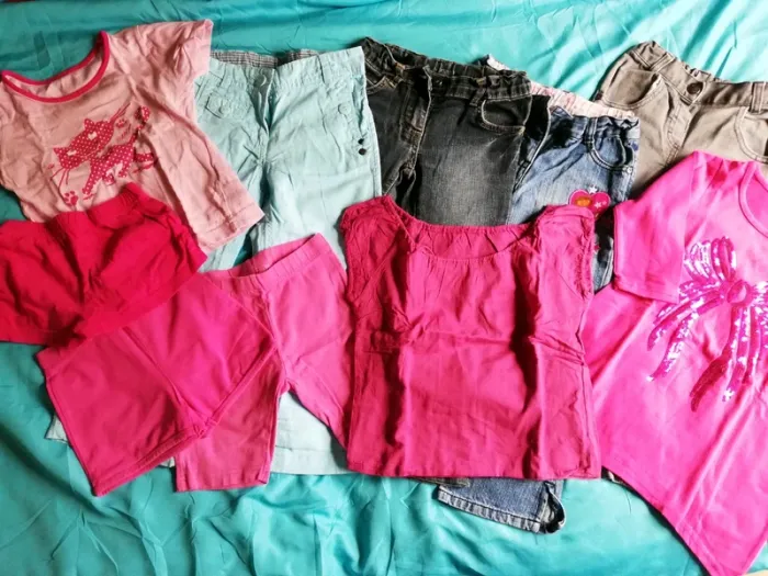 Lot de vêtements fille 4 ans