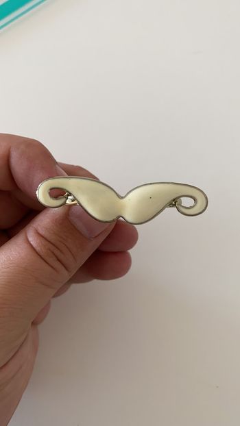 Belle bague plusieurs doigts pour la taille voir photos