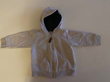 Sweet à capuche petit bateau