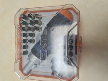 Tournevis à cliquet avec leurs 31 enbouts neuf