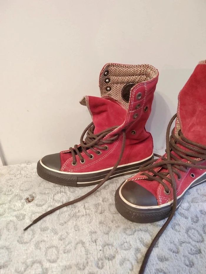 Converse Hautes Pointure 37 rouge et marron - photo numéro 3