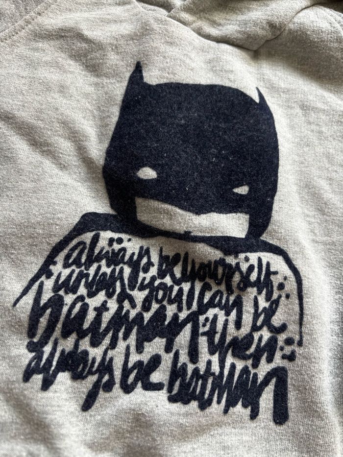 Sweat gris BATMAN t.6m - photo numéro 2