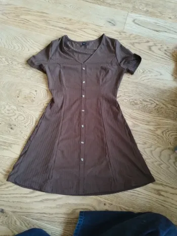 Petite robe marron S