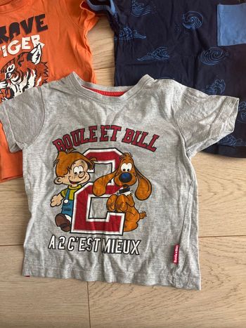 Lot tee shirt taille 5 ans