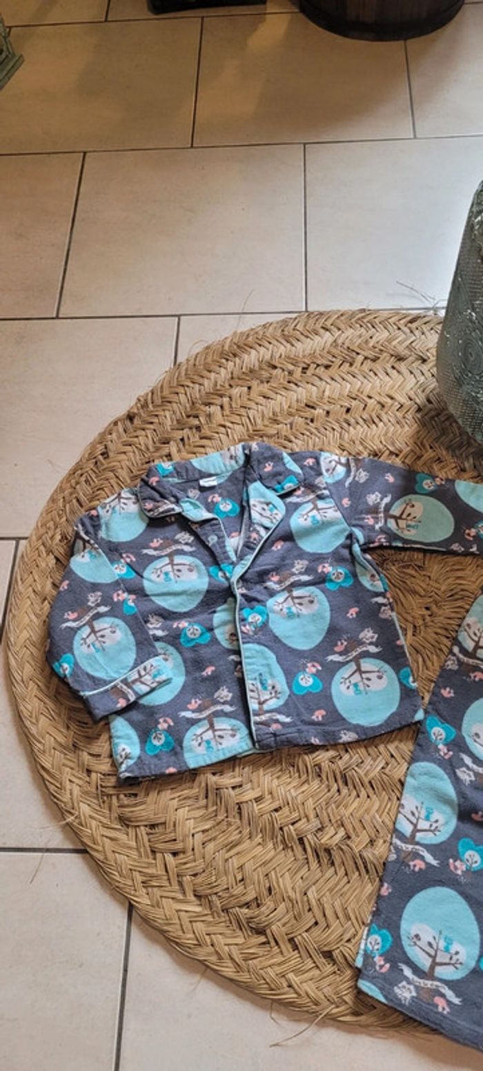 Joli pyjama deux pièces garçon Taille 92 - photo numéro 2