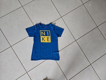 T-shirt MC garçon Nike 10/12 ans chla4