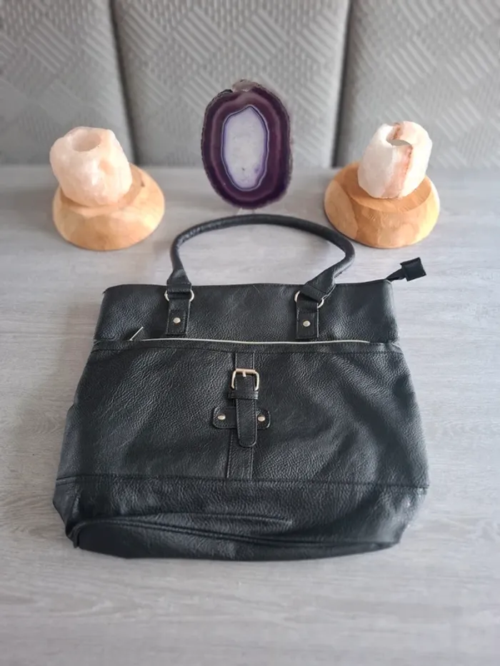 Sac à main noir TBE