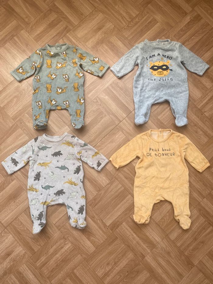Lot de 4 pyjamas de pièce Kiabi - photo numéro 2