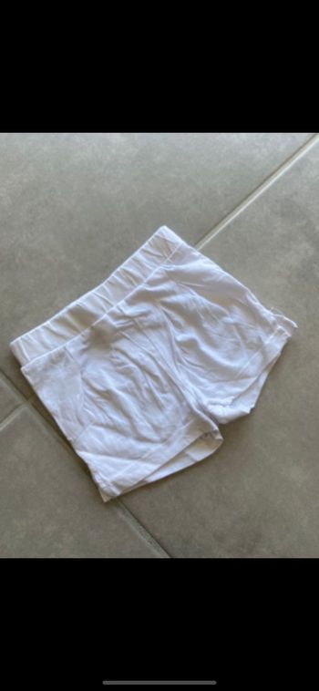 Short blanc Taille 9 mois