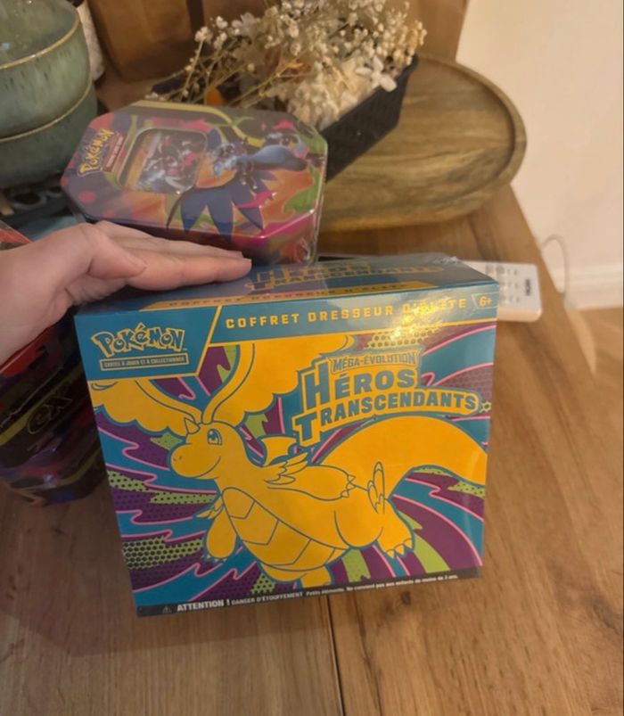 ETB Héros transcendant - photo numéro 2