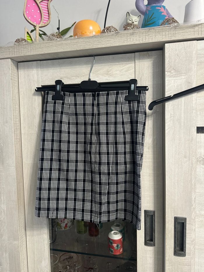Jupe courte à rayures taille XS - photo numéro 2