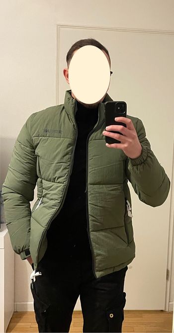 Doudoune neuve avec étiquette