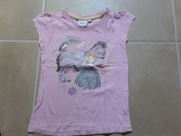 T-shirt mauve MC fille 6 ans PRINCESS SOFIA TBE