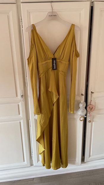 Robe soirée cocktail effet soie boohoo neuve 36