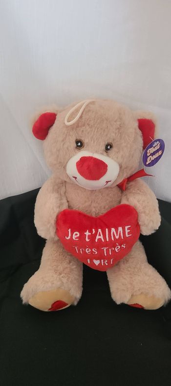 Ourson je t'aime neuf doudou