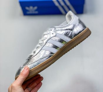 Baskets Adidas Samba T:39 1/3 / neuves 