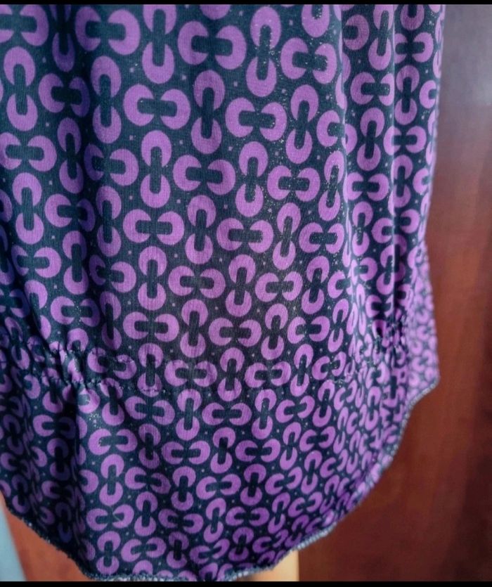 T-shirt violet pailleté taille L - photo numéro 8