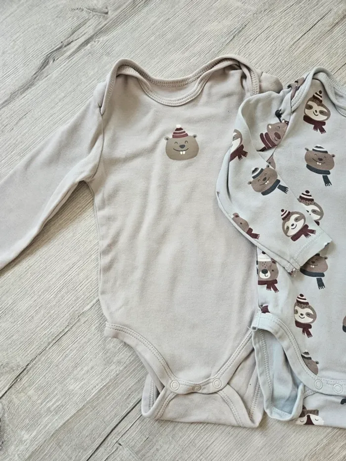 Lot 4 bodies ML C&A 12 mois - photo numéro 2