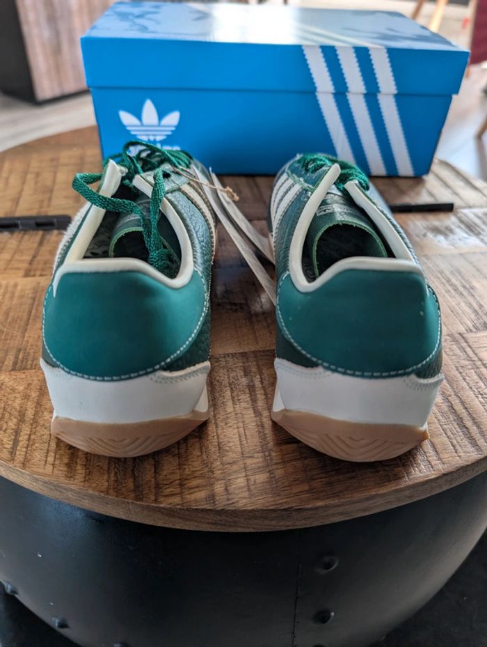 Sneakers Adidas Country OG taille 42 neuf - photo numéro 2