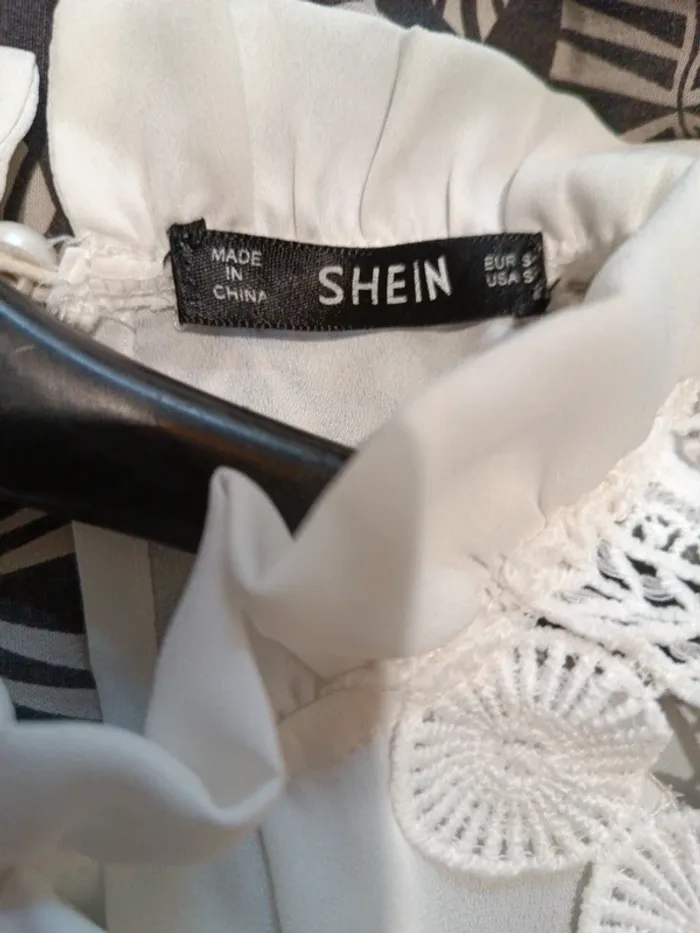 Blouse blanche manche crochet Shein - photo numéro 9