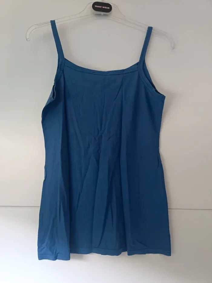 Débardeur bleu marine clair basique et élégant - photo numéro 2