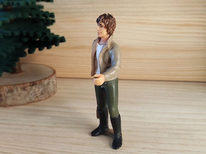 Schleich Figurine personnage homme brun - photo numéro 2