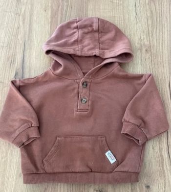 Sweat à capuche bébé
