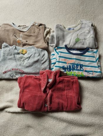 Lot de pyjamas