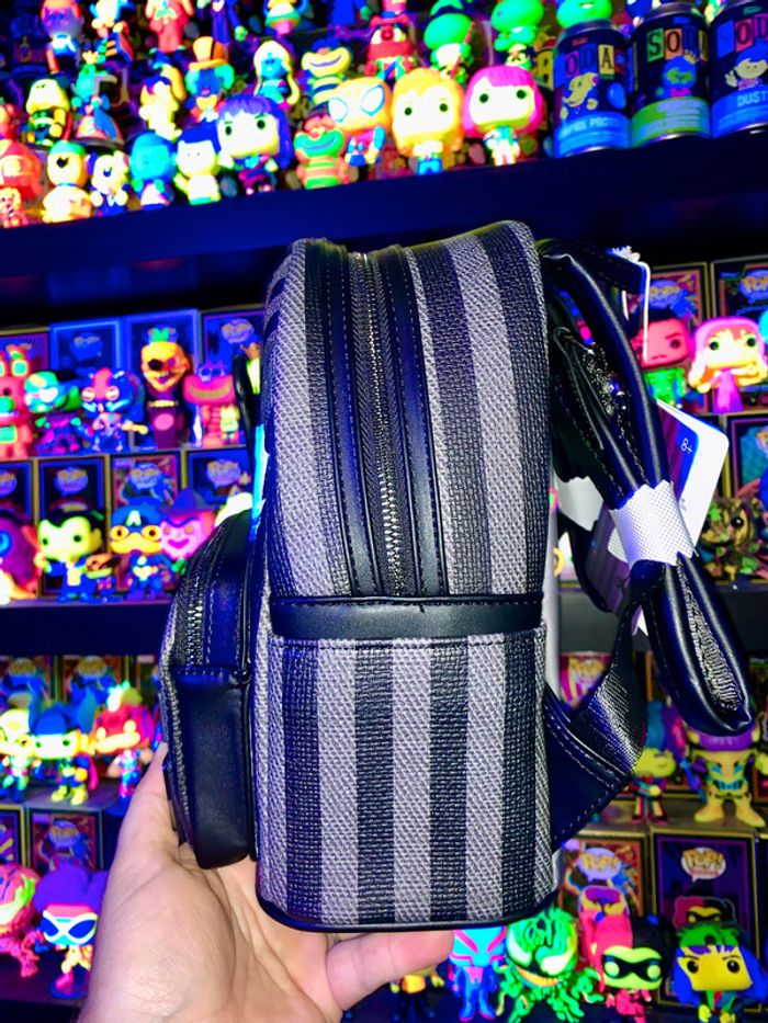 Wednesday Nevermore Academy Cosplay Mini Backpack Loungefly - photo numéro 3