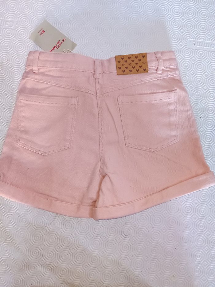Short DPAM 9 ans neuf - photo numéro 3