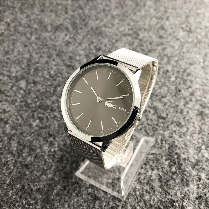 Montre Lacoste ✅